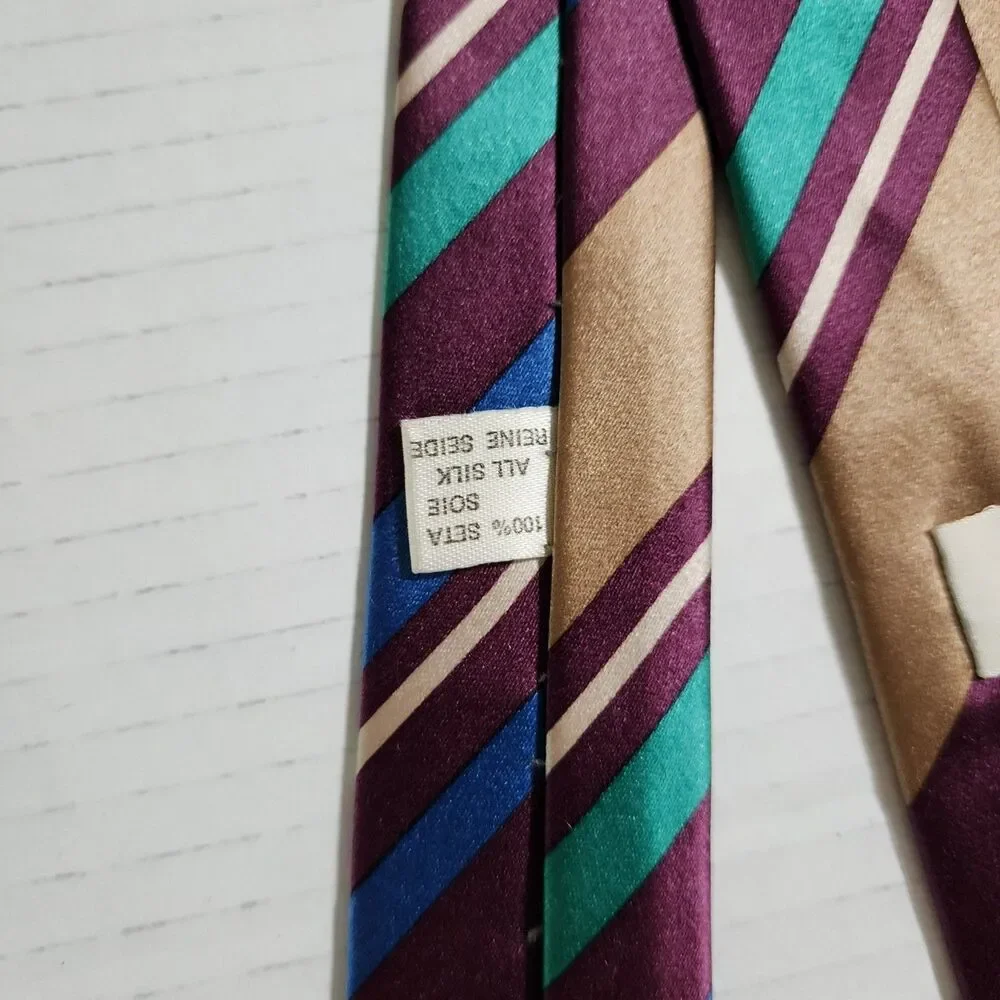 Gianfranco Ferre Italy Mens Silk Tie Beige Red Blue Green Striped Logo 3x55 Neck